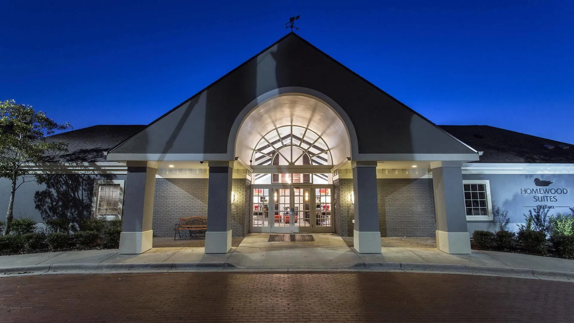 Homewood Suites By Hilton Savannah